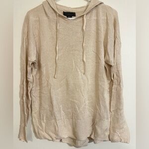 Tahari Woman’s Cream Sweater Size Medium Linen Blend Hooded
